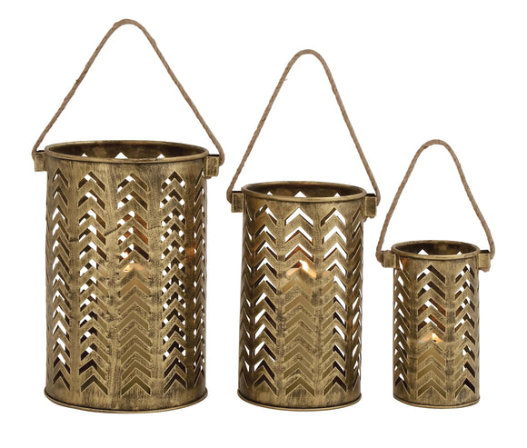 Classy Styled Attractive Metal Candle Lantern