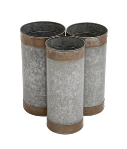 Attractive Styled Metal Galvanized Planter