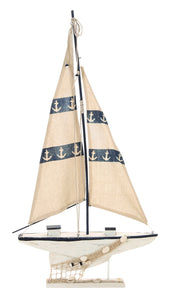 Seaside Nautical Sailboat décor With Fishing Net