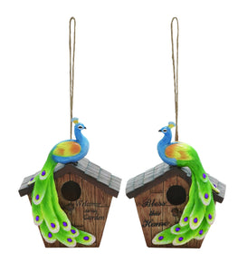 Solid Polystone Peacock Birdhouse with Vibrant Blend of Color