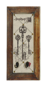 Postcard with Key Design Antique Wall Hook Décor