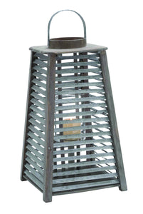 Strong and Sturdy Metal Lantern for Large Capacity Use