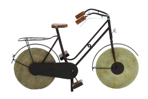 Manhattans Classic brunette metal bicycle décor