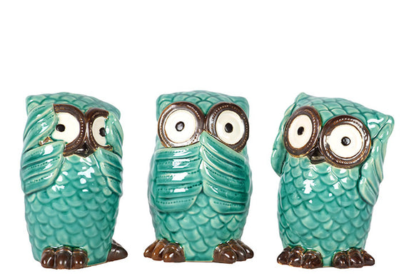 Classy styled Set of Three Wide Eyes Ceramic Owls