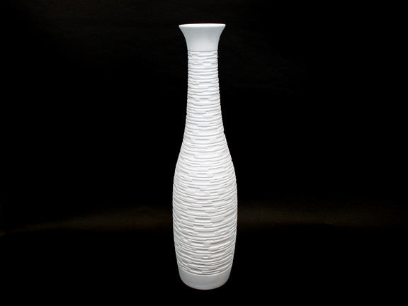 Long Neck Ceramic Vase in Traditional Design with Pattern (White)