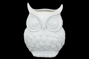 Attractive and Elegantly Carved Wide Eyes Ceramic Hooting Owl in White